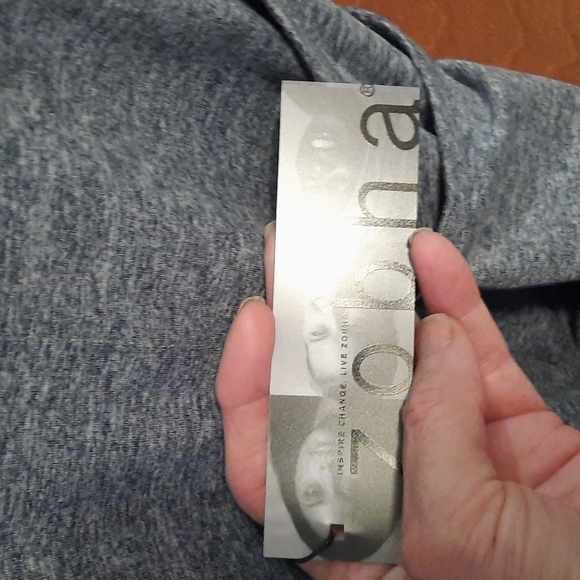 Crop Top - Picture 3 of 6